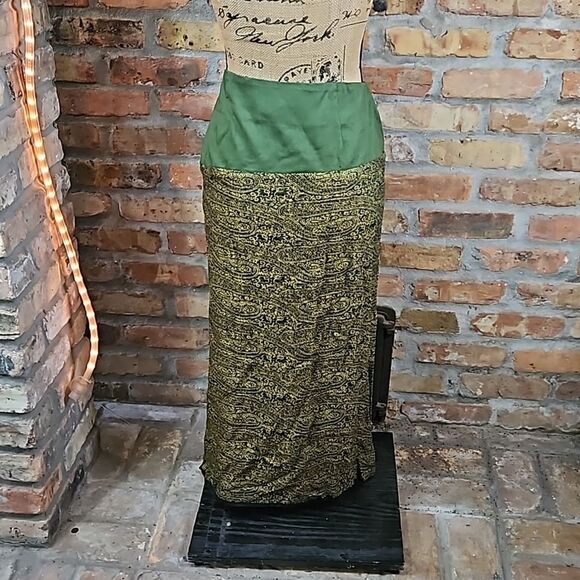 NWT MetroStyle Green Paisley assymetrical maxi skirt size 14 - Picture 5 of 13